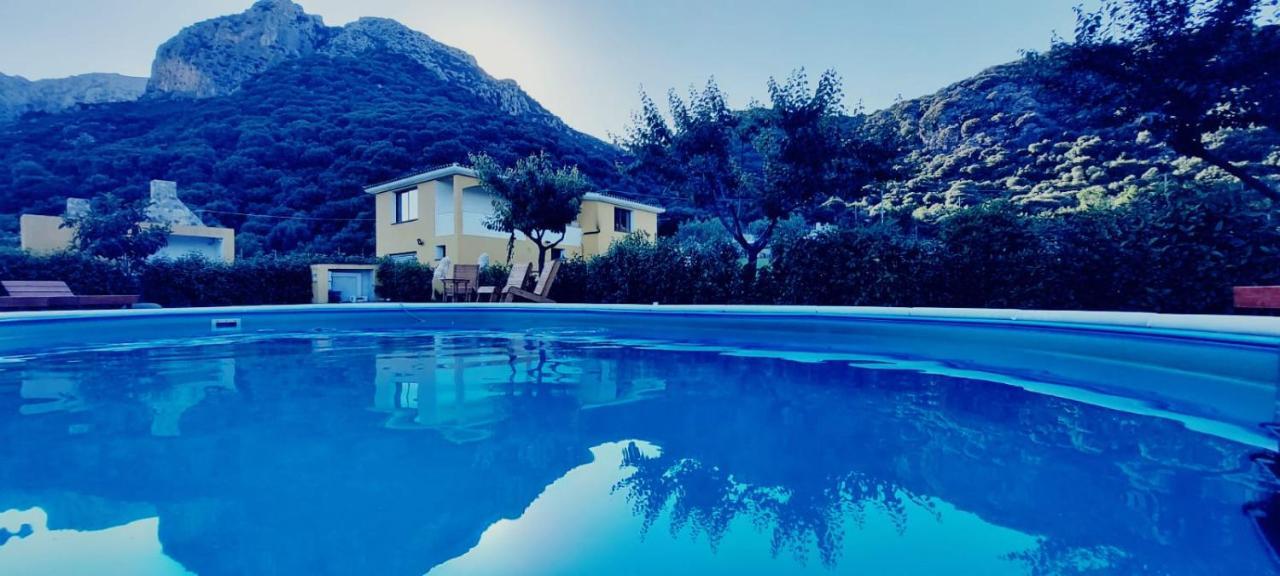 Villa Indipendente Con Piscina Uso Esclusivo Internet Illimitato à Siniscola Extérieur photo