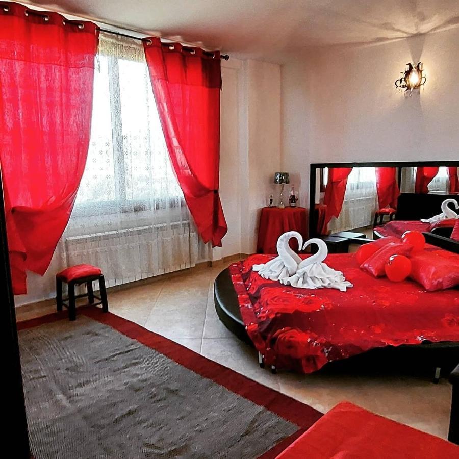 Villa Indipendente Con Piscina Uso Esclusivo Internet Illimitato à Siniscola Extérieur photo