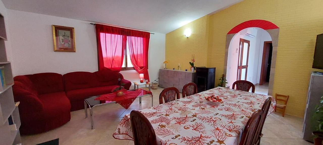 Villa Indipendente Con Piscina Uso Esclusivo Internet Illimitato à Siniscola Extérieur photo