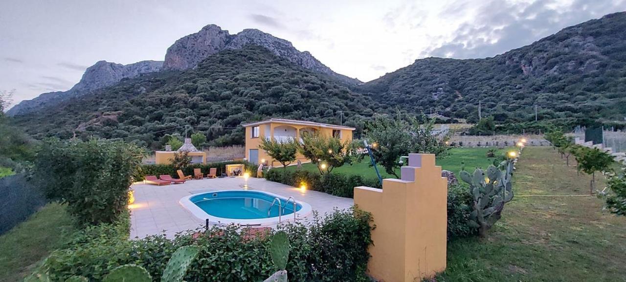 Villa Indipendente Con Piscina Uso Esclusivo Internet Illimitato à Siniscola Extérieur photo