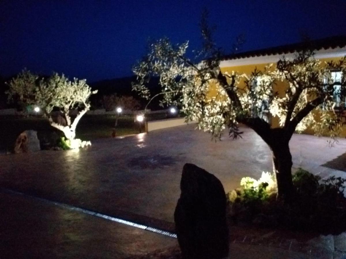 Villa Indipendente Con Piscina Uso Esclusivo Internet Illimitato à Siniscola Extérieur photo