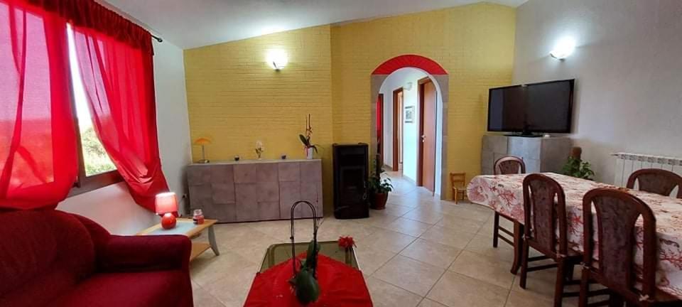 Villa Indipendente Con Piscina Uso Esclusivo Internet Illimitato à Siniscola Extérieur photo